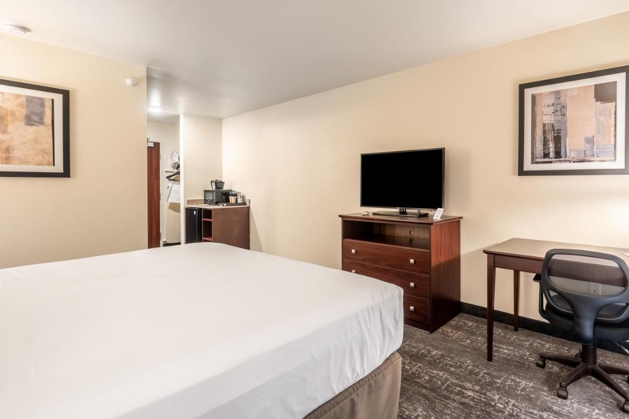 Cobblestone Inn & Suites - Kermit Eksteriør billede